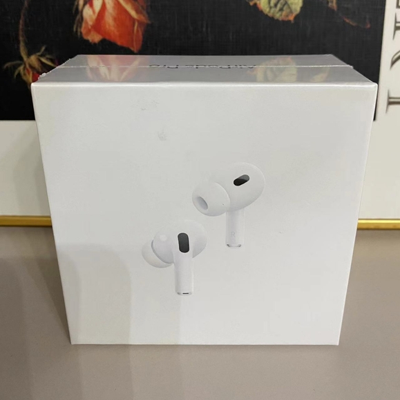 Apple Airpods’s Pro 2nd generation headphones